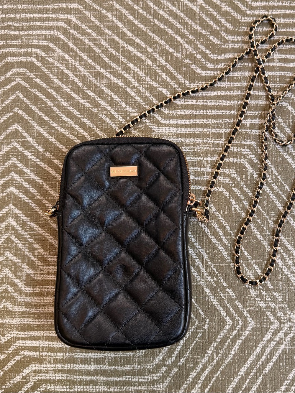 G by Giuliana Black Quilted Phone Crossbody Wallet Bag Chain Strap